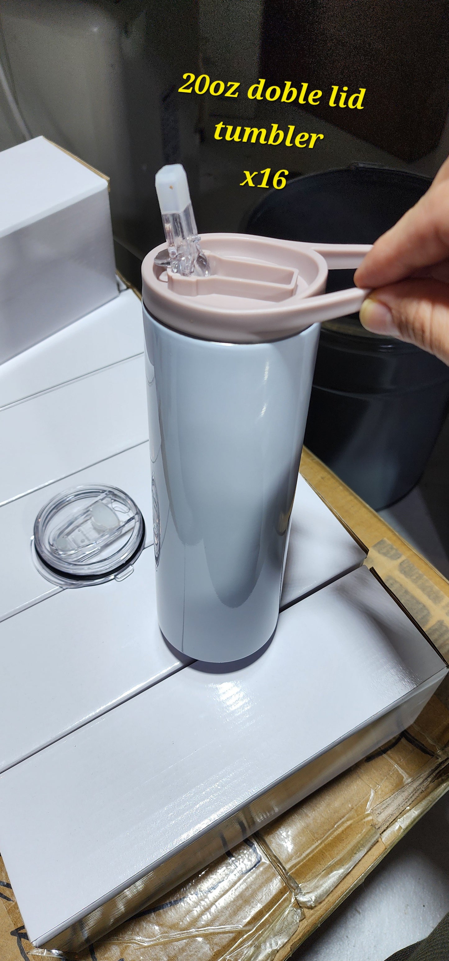 20 oz Dual Lid Tumbler